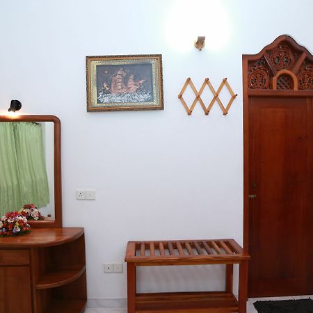 Sumal Villa 贝鲁沃勒 外观 照片