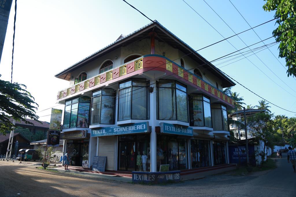 Sumal Villa 贝鲁沃勒 外观 照片