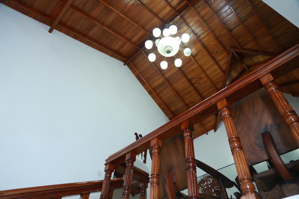 Sumal Villa 贝鲁沃勒 外观 照片